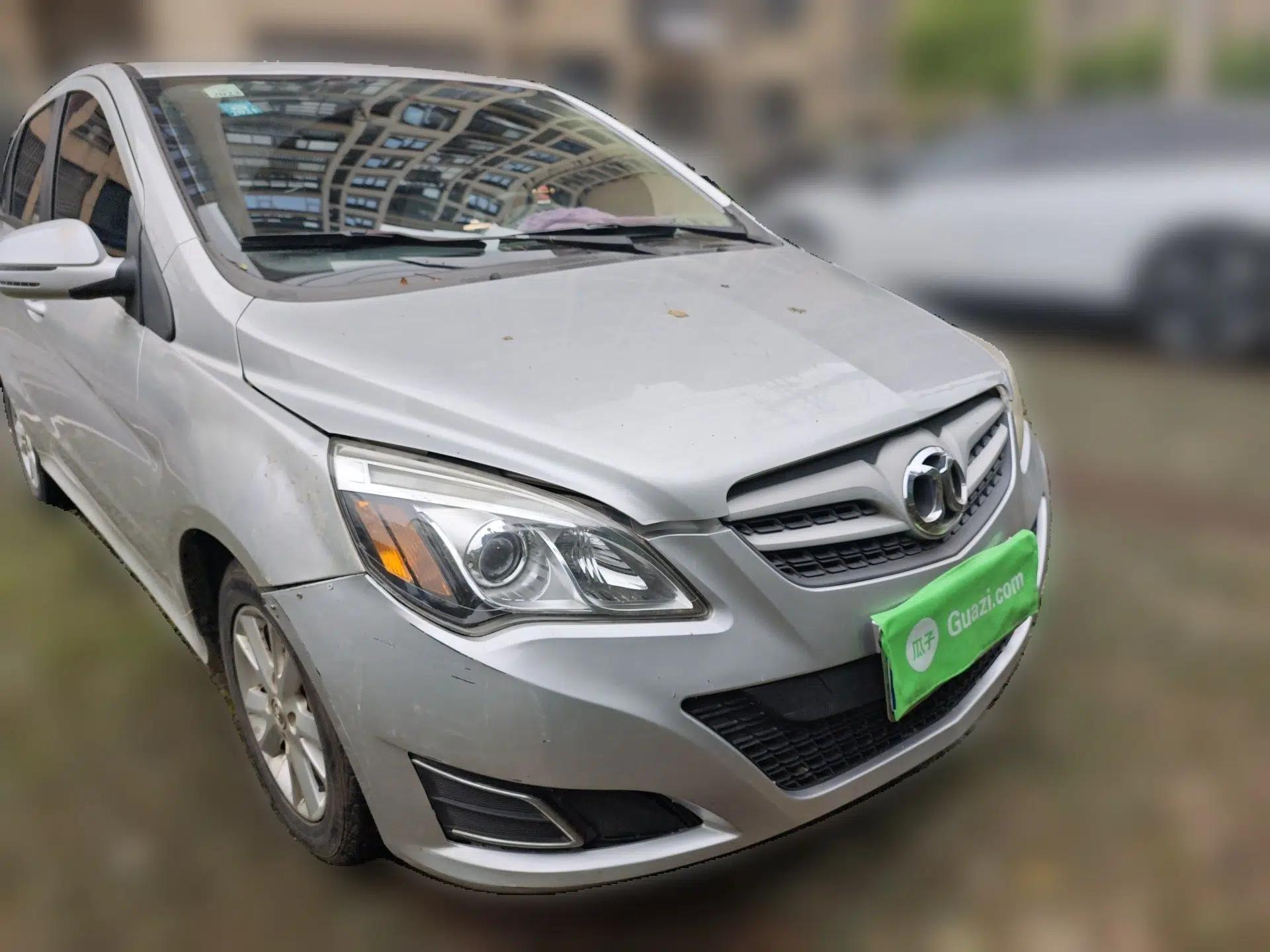 BAIC E Series 2013 Hatchback 1.5L Automatic Lotte Edition — миниатюра 3