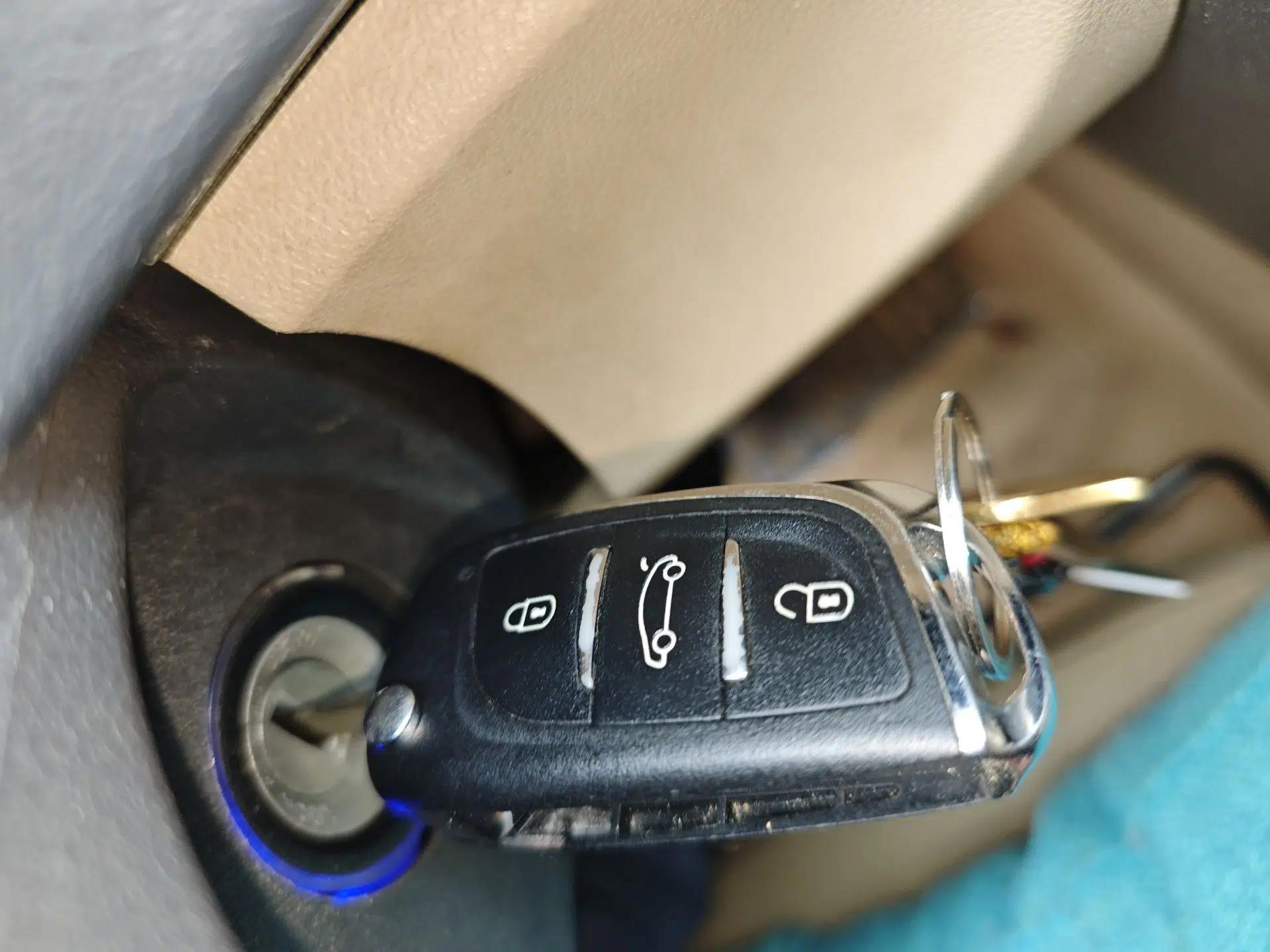BAIC E Series 2013 Hatchback 1.5L Automatic Lotte Edition — миниатюра 9