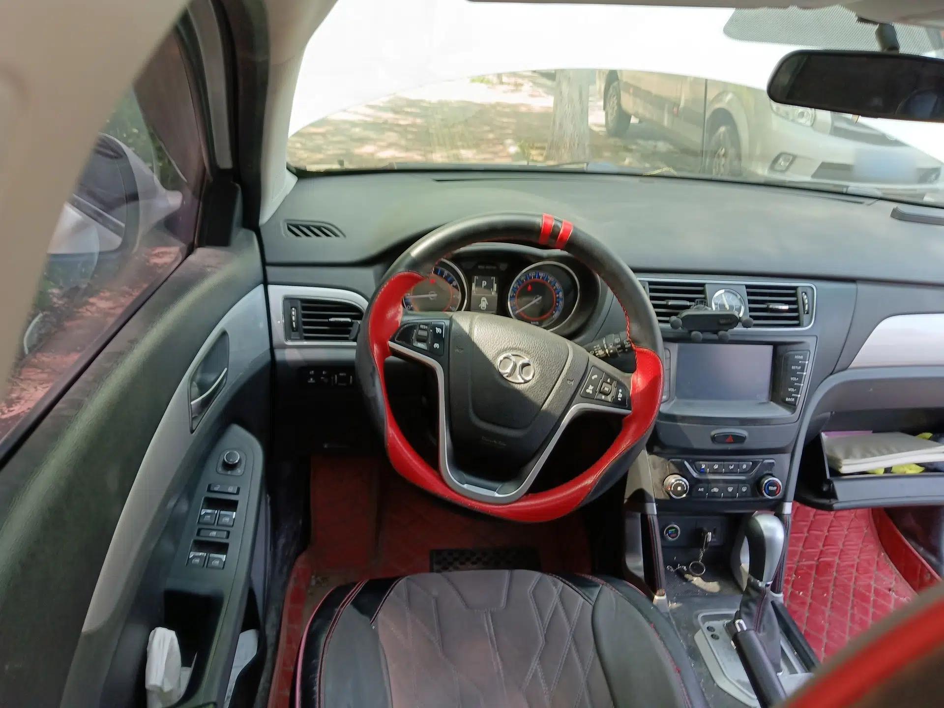 BAIC Senova X55 2016 1.5T CVT Comfort Version — миниатюра 11