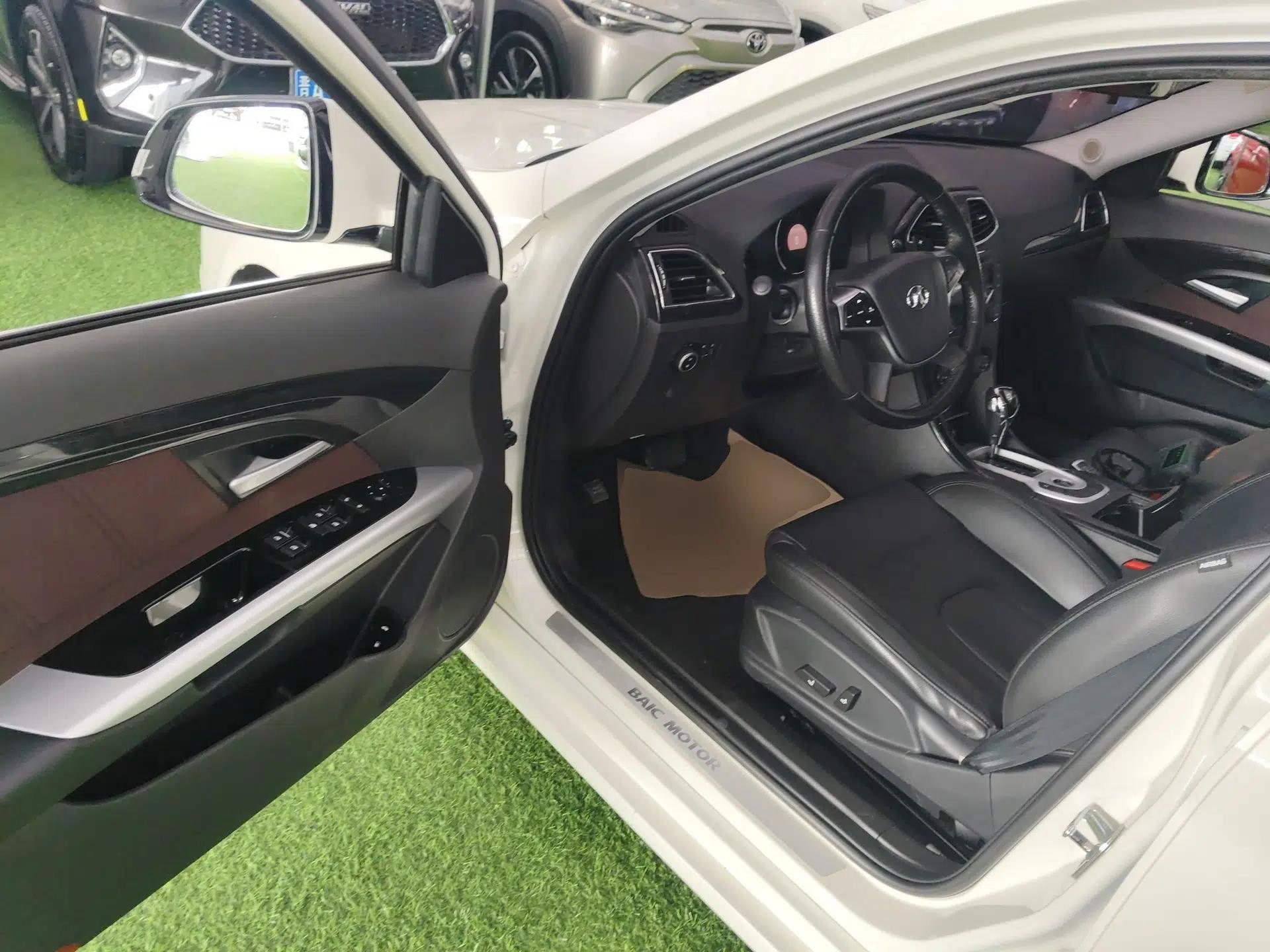 BAIC Senova D70 2018 Performance Version 1.8T Comfort Version — миниатюра 19