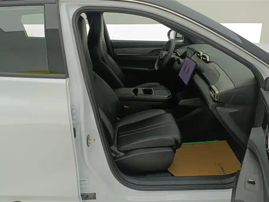 Dongfeng Fengshen L7 2025 Model 518 Enjoy Edition — миниатюра 8