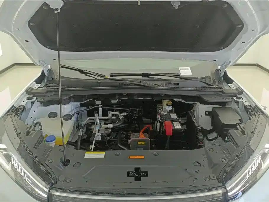 Dongfeng Fengshen L7 2025 Model 518 Enjoy Edition — миниатюра 10