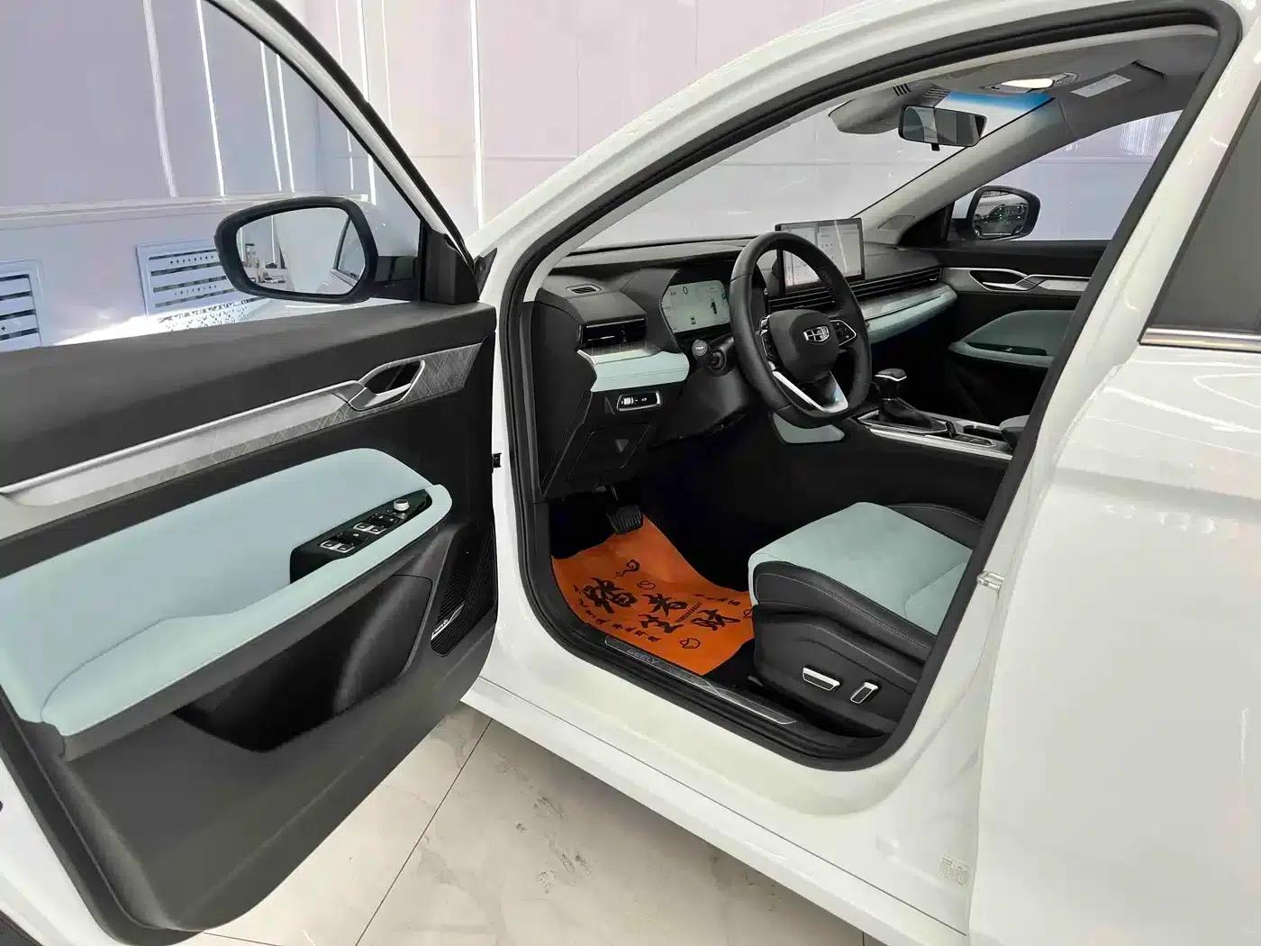 Geely Emgrand L 2022 1.4T CVT Supreme Edition — миниатюра 7