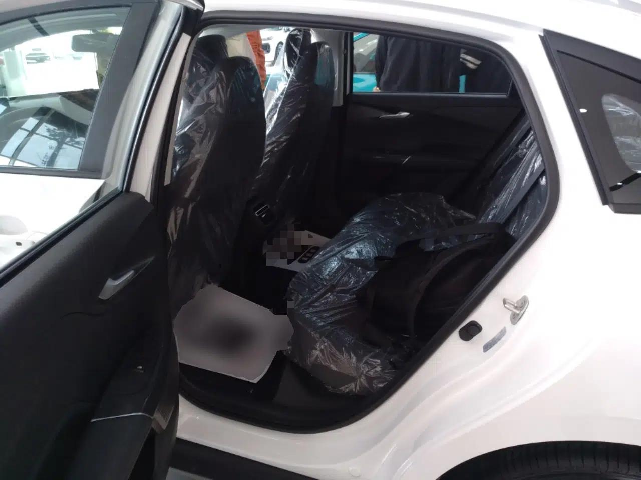 CHANGAN Eado PHEV 2025 Smart New Blue Whale 145KM High-Energy Edition — миниатюра 19