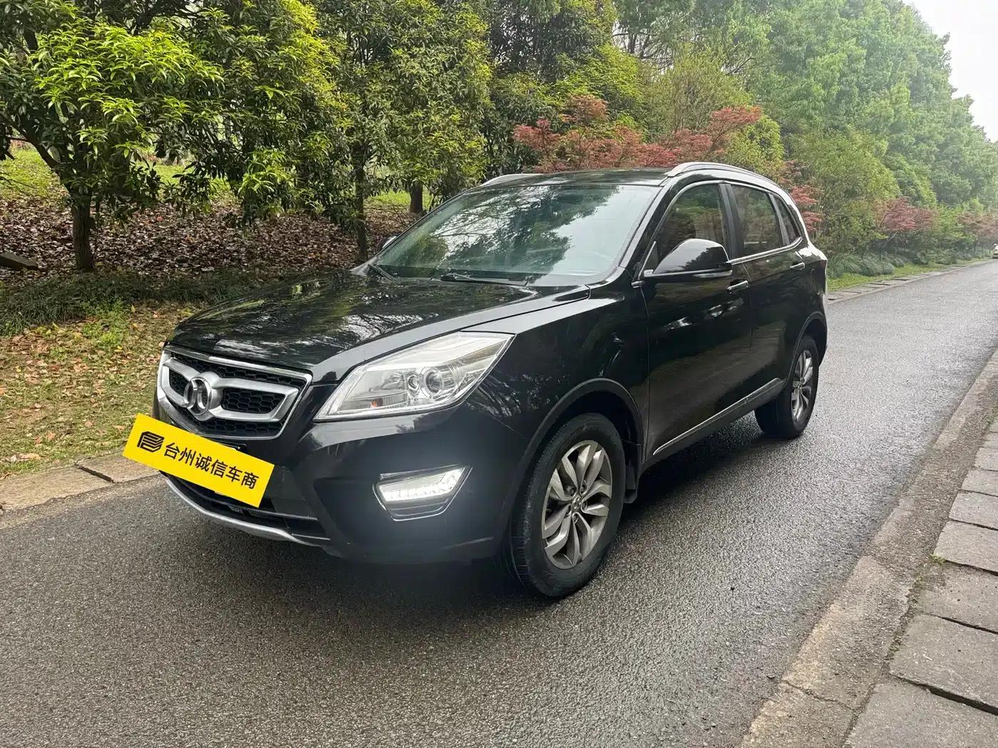 2015 Senova X65 2.0T Automatic Luxury Edition — миниатюра 1