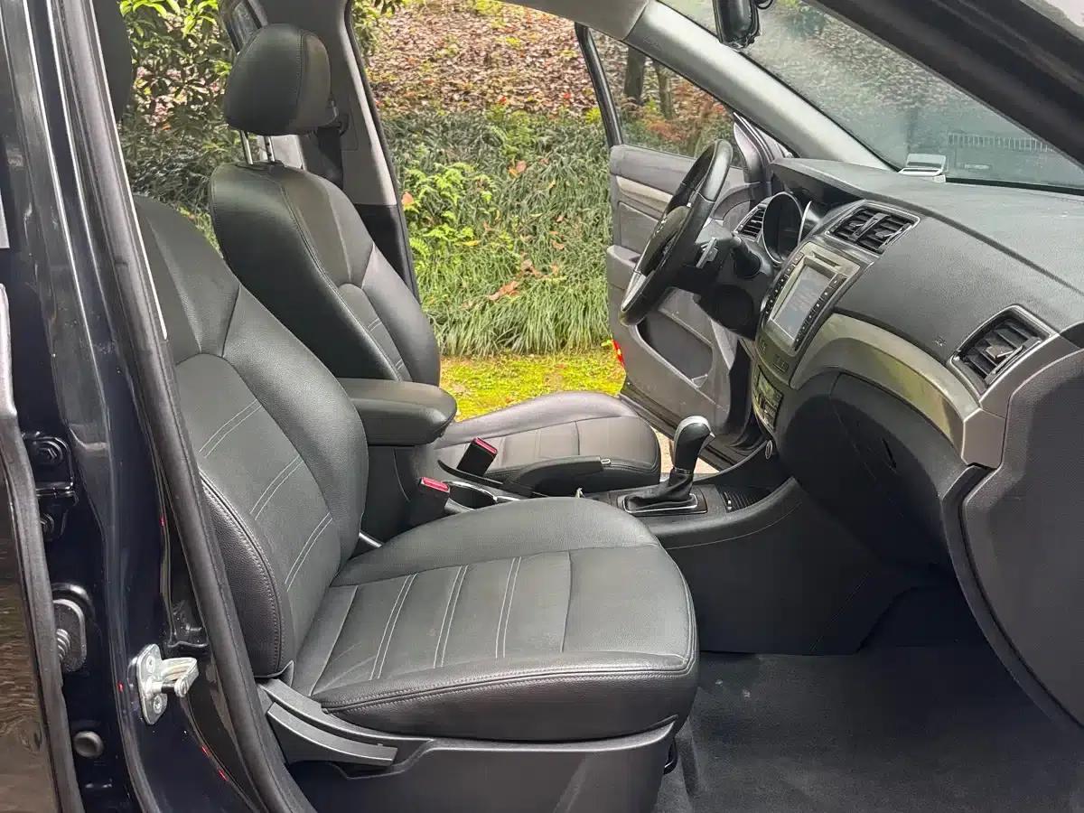 2015 Senova X65 2.0T Automatic Luxury Edition — миниатюра 13