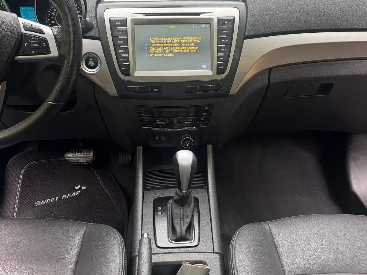 2015 Senova X65 2.0T Automatic Luxury Edition — миниатюра 16