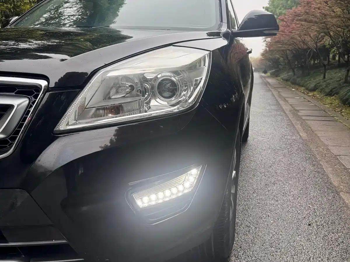 2015 Senova X65 2.0T Automatic Luxury Edition — миниатюра 9