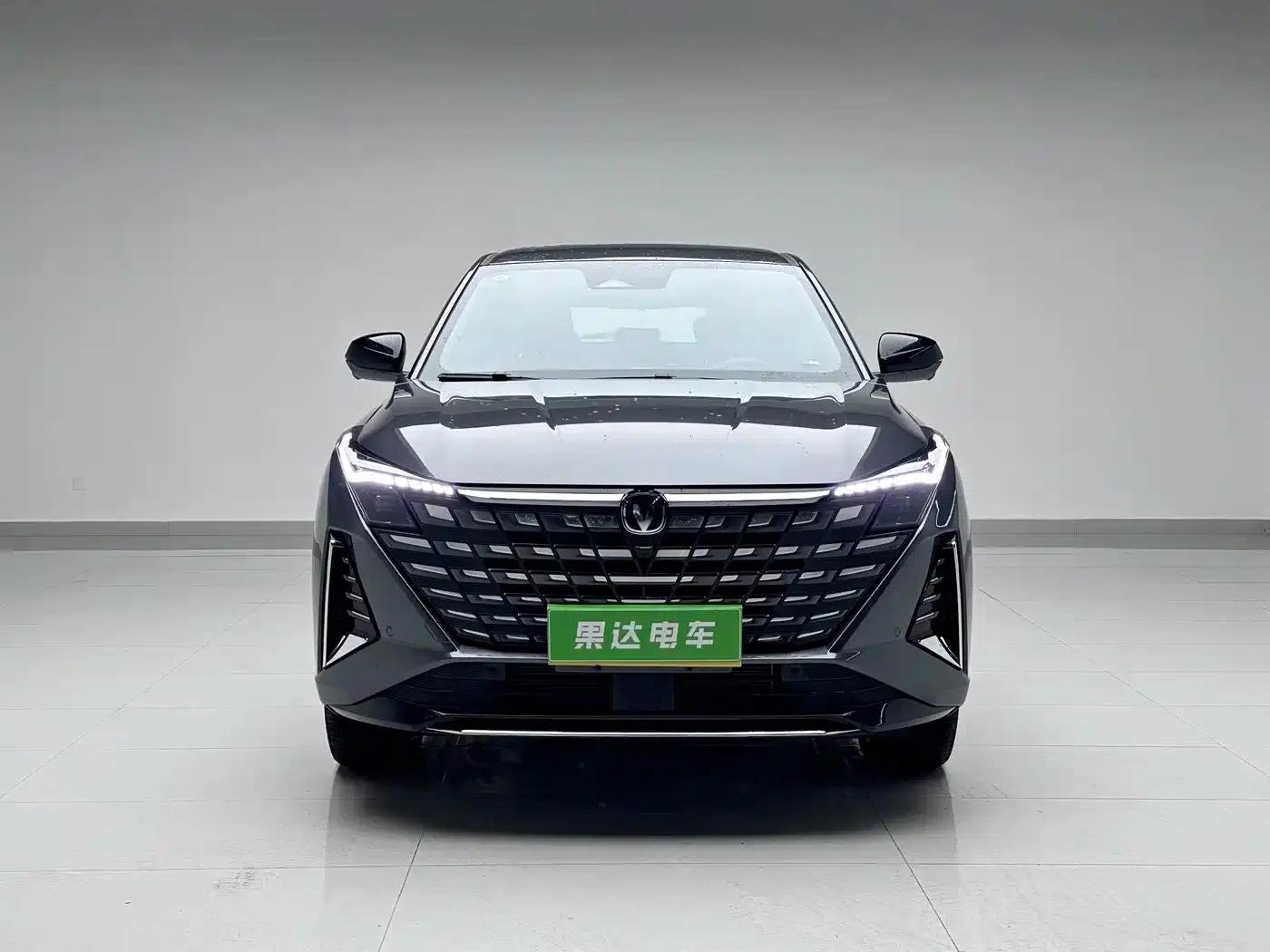 Changan UNI-Z New Energy 2024 Blue Whale Smart Electric iDD 125km Leading Edition — миниатюра 2