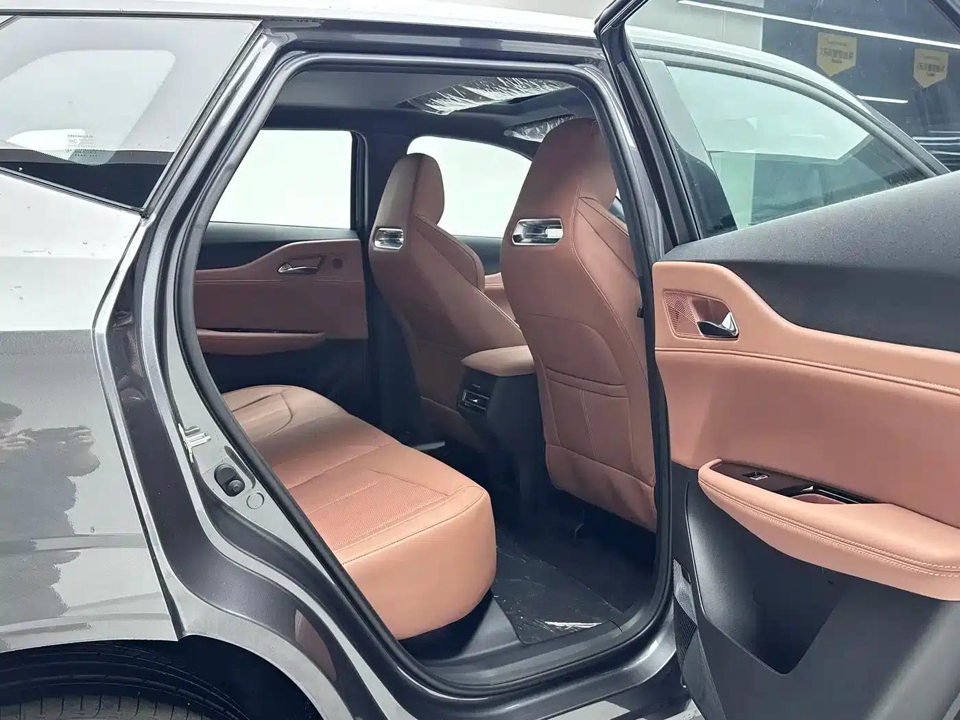 Changan UNI-Z New Energy 2024 Blue Whale Smart Electric iDD 125km Leading Edition — миниатюра 11