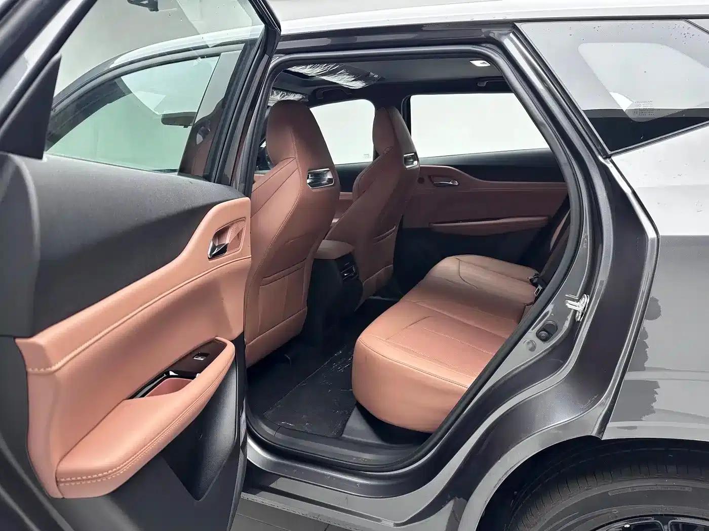 Changan UNI-Z New Energy 2024 Blue Whale Smart Electric iDD 125km Leading Edition — миниатюра 12