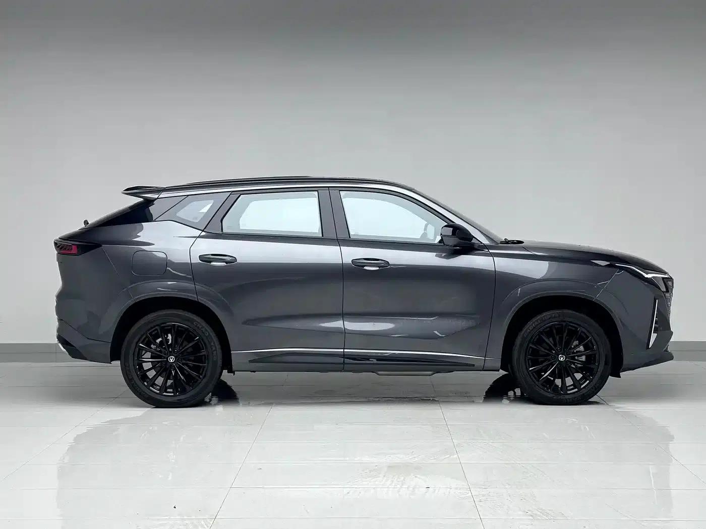 Changan UNI-Z New Energy 2024 Blue Whale Smart Electric iDD 125km Leading Edition — миниатюра 4