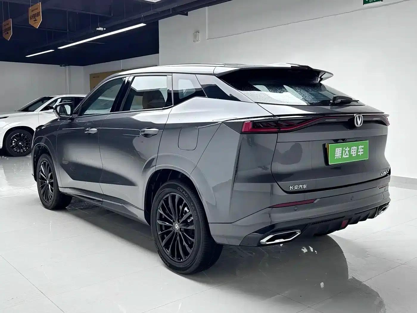 Changan UNI-Z New Energy 2024 Blue Whale Smart Electric iDD 125km Leading Edition — миниатюра 6
