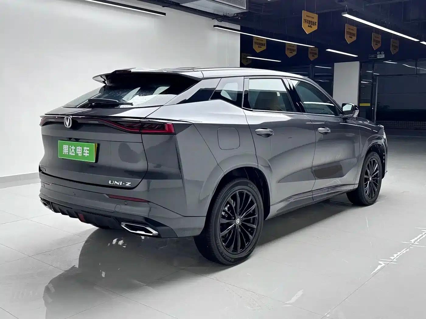 Changan UNI-Z New Energy 2024 Blue Whale Smart Electric iDD 125km Leading Edition — миниатюра 7