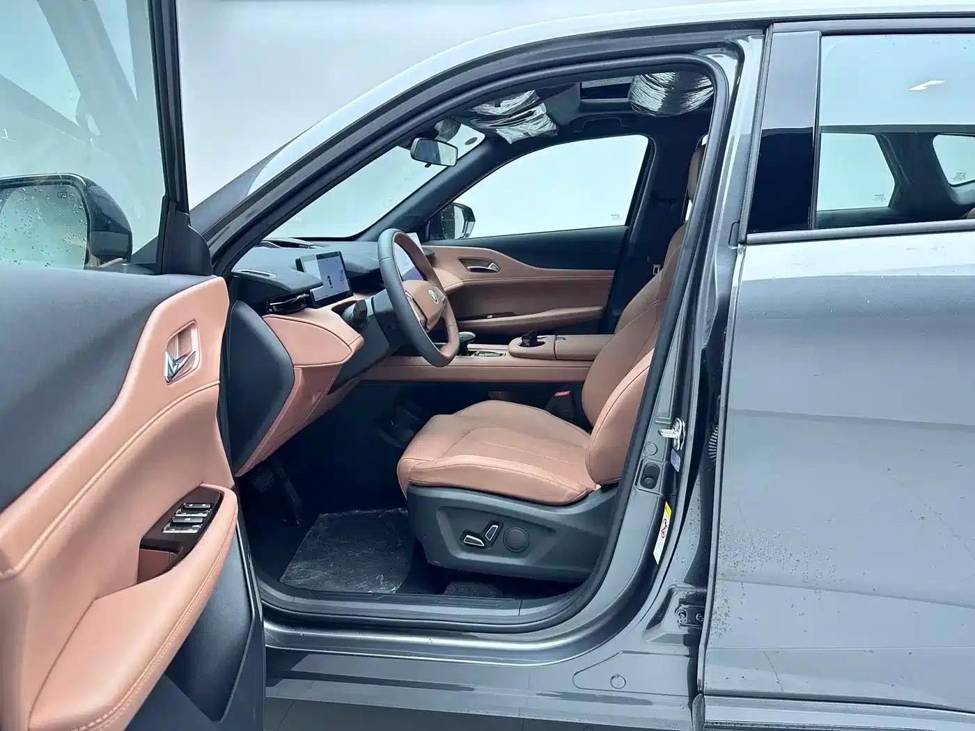 Changan UNI-Z New Energy 2024 Blue Whale Smart Electric iDD 125km Leading Edition — миниатюра 9