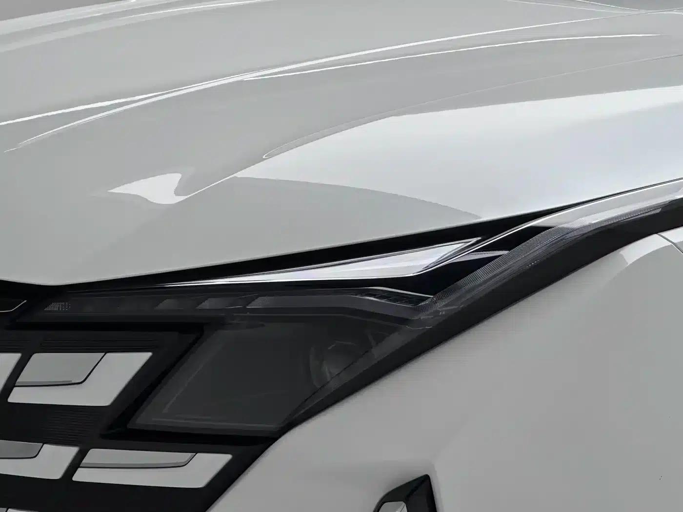 Changan UNI-Z New Energy 2024 Blue Whale Smart Electric iDD 125km Leading Edition — миниатюра 14