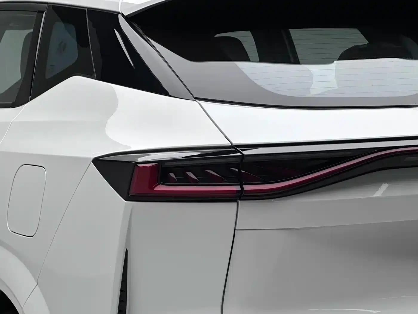 Changan UNI-Z New Energy 2024 Blue Whale Smart Electric iDD 125km Leading Edition — миниатюра 15