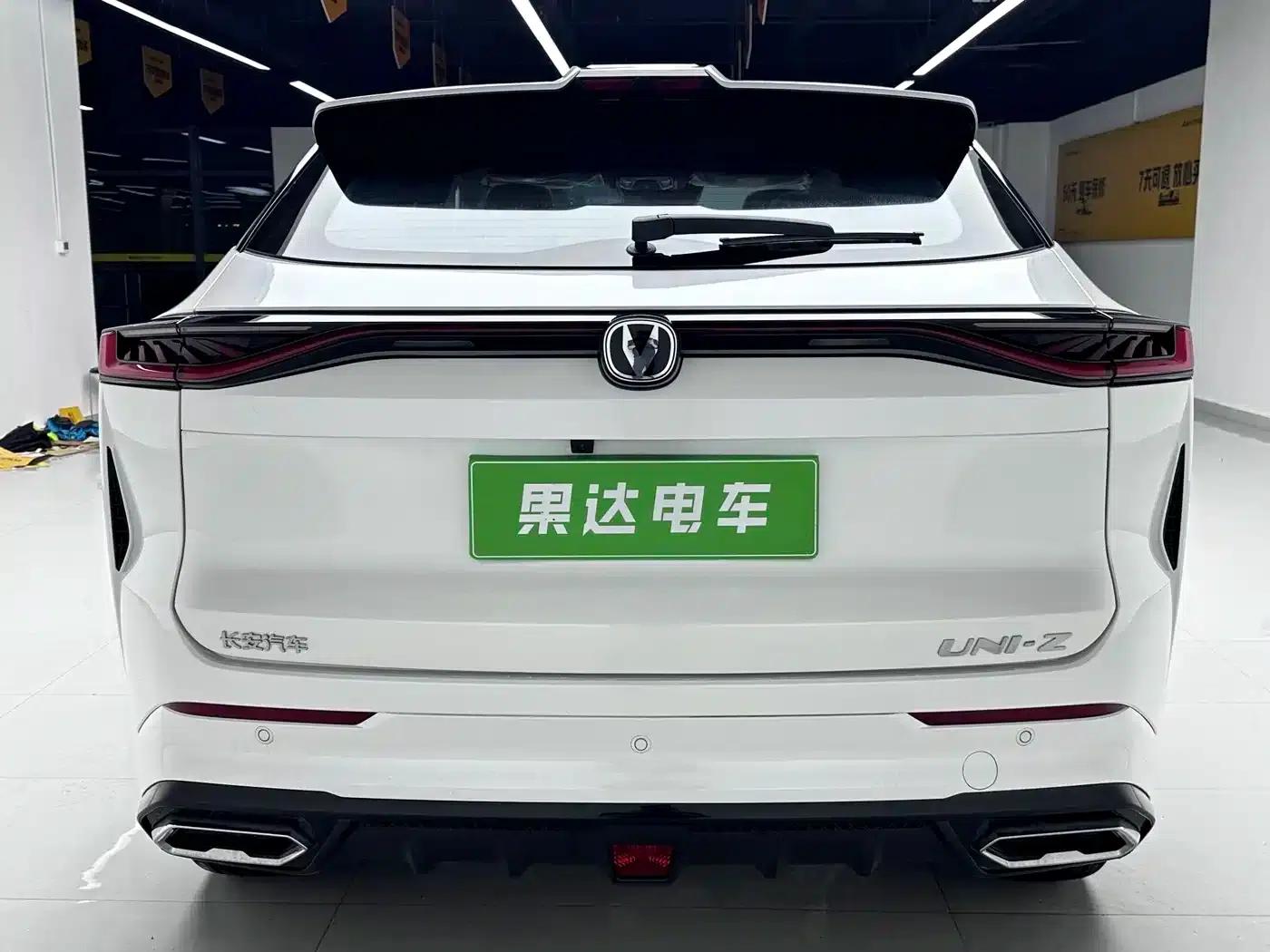 Changan UNI-Z New Energy 2024 Blue Whale Smart Electric iDD 125km Leading Edition — миниатюра 5