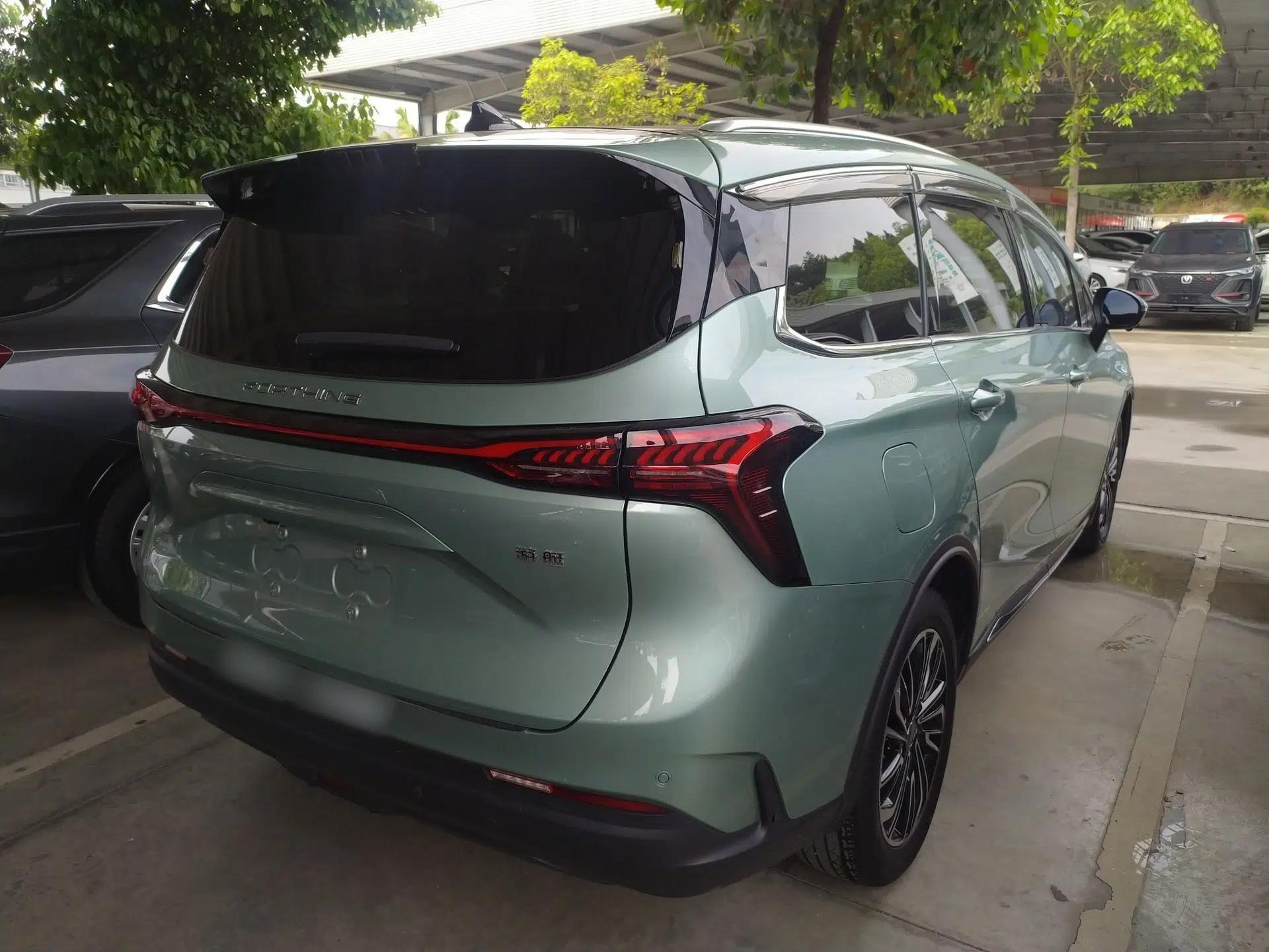 FORTHING Yacht 2022 1.5T DCT Yangfan Edition — миниатюра 6