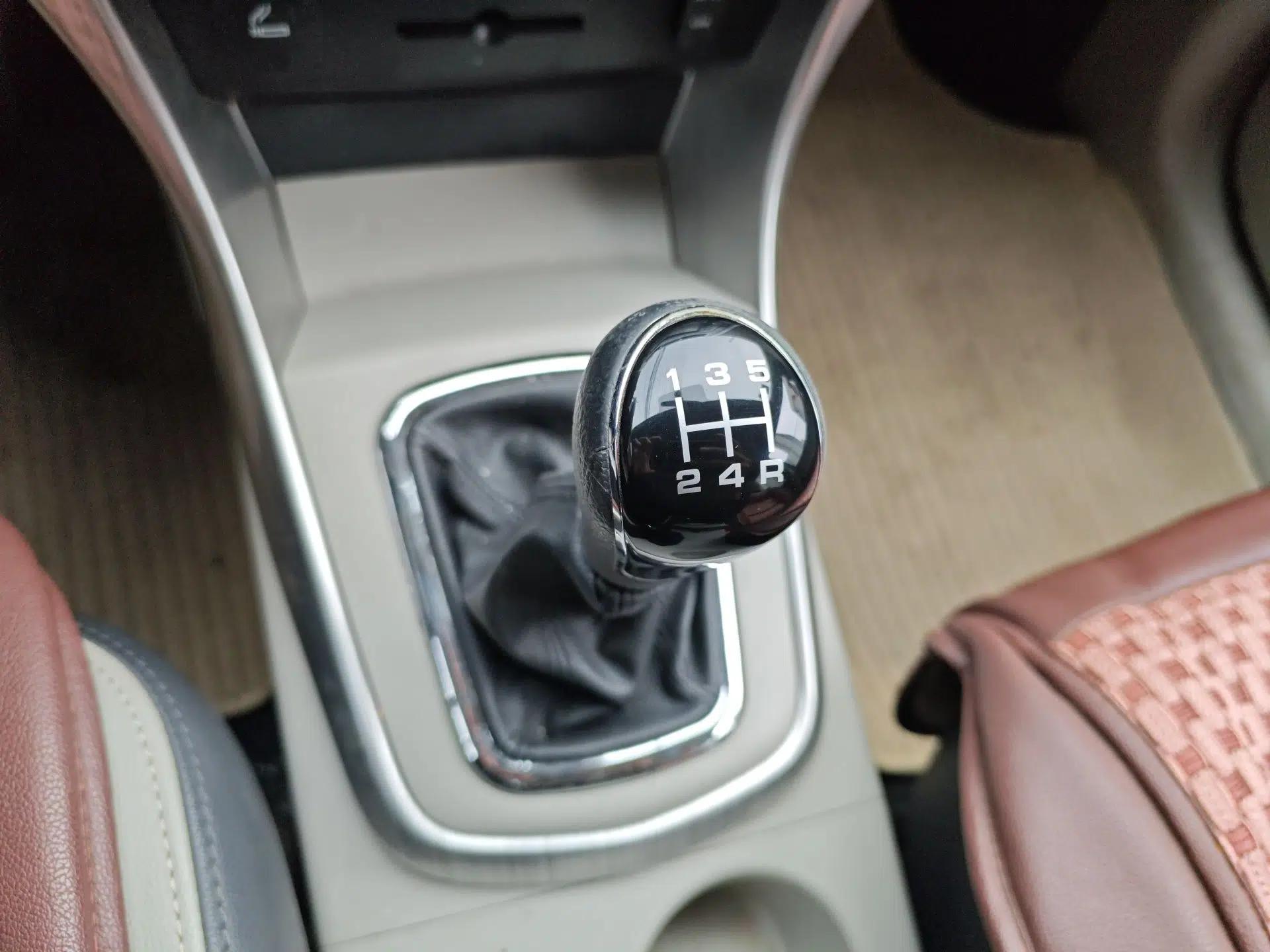 FORTHING S500 2016 1.5L Manual Luxury Model — миниатюра 15
