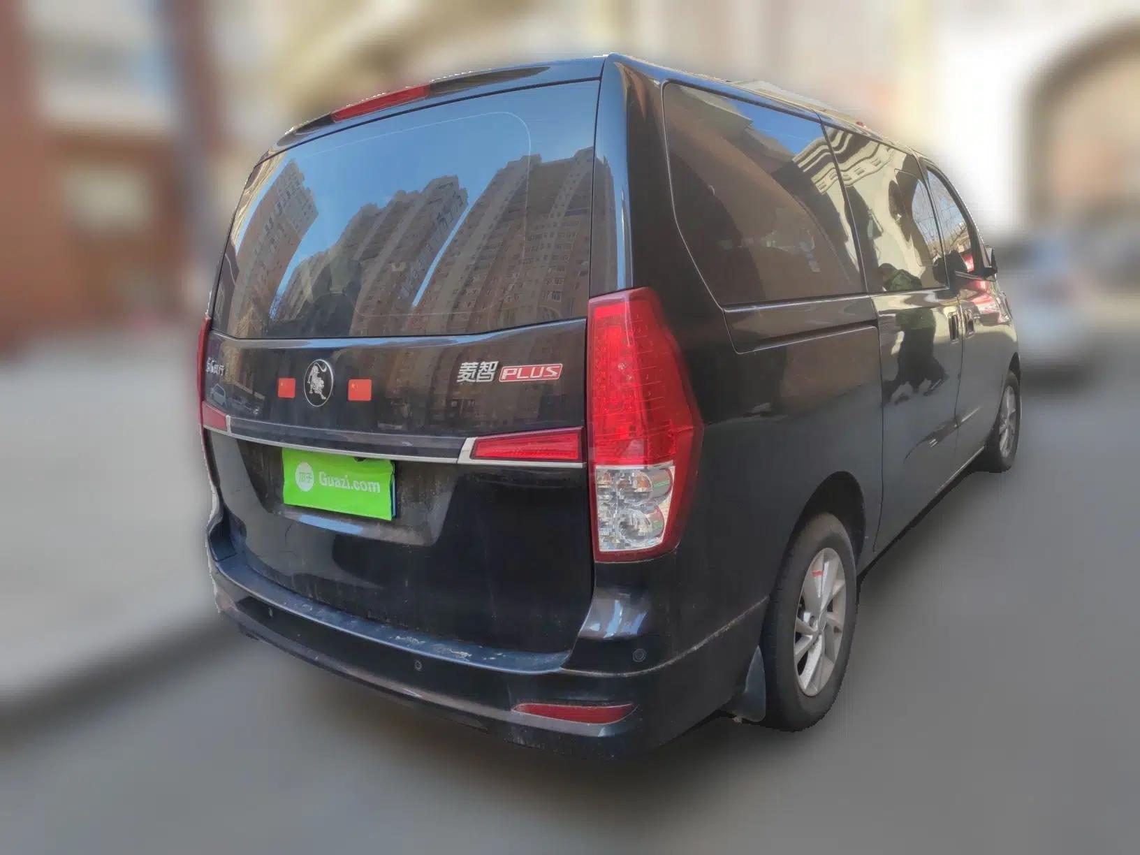 FORTHING Lingzhi PLUS 2024 1.5T Manual Luxury 7-Seater — миниатюра 6