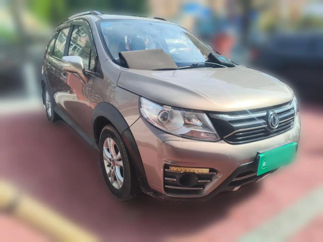 FORTHING Joyear XV 2015 1.6L CVT Luxury Model — миниатюра 3