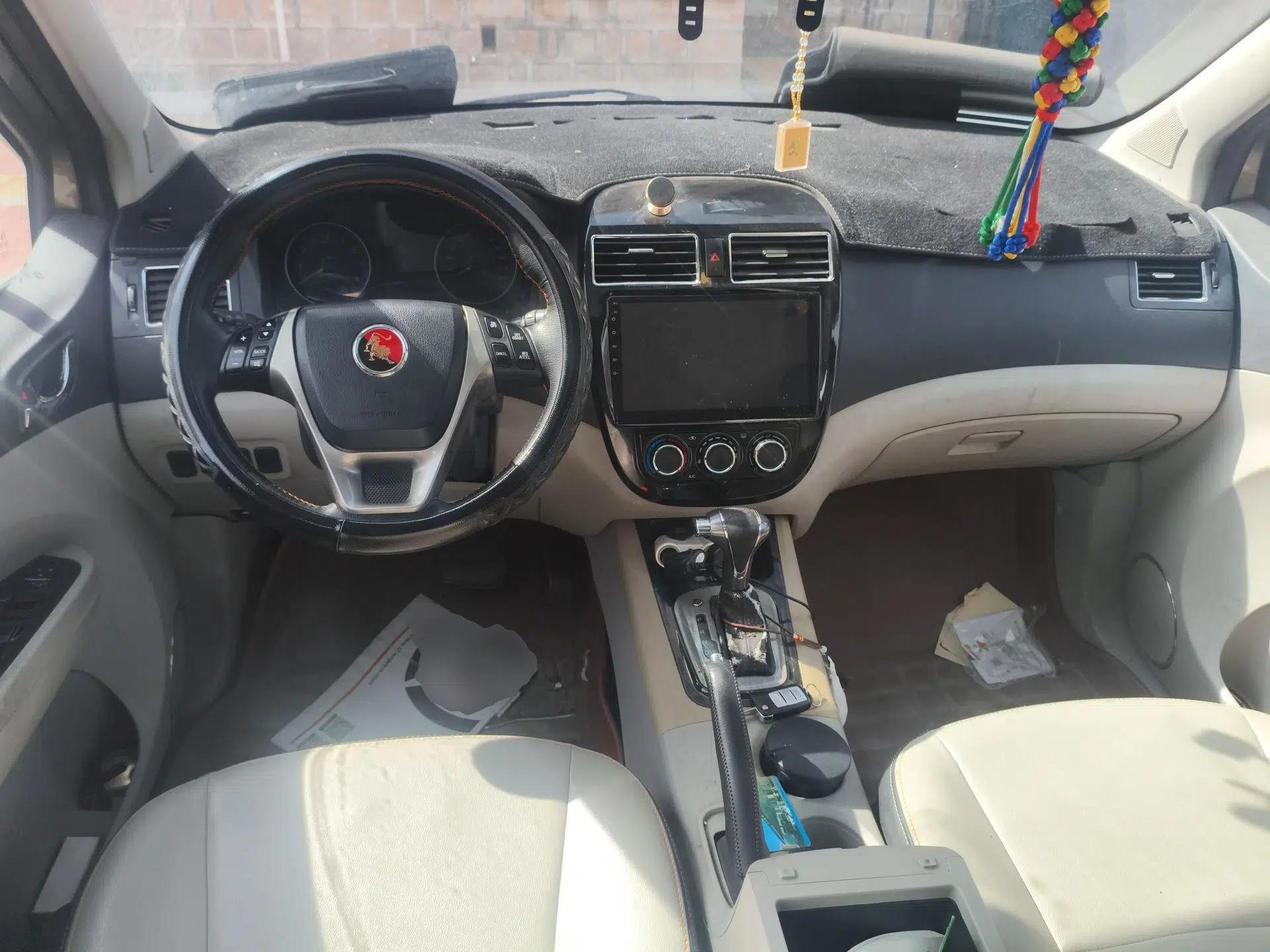 FORTHING Joyear XV 2015 1.6L CVT Luxury Model — миниатюра 10
