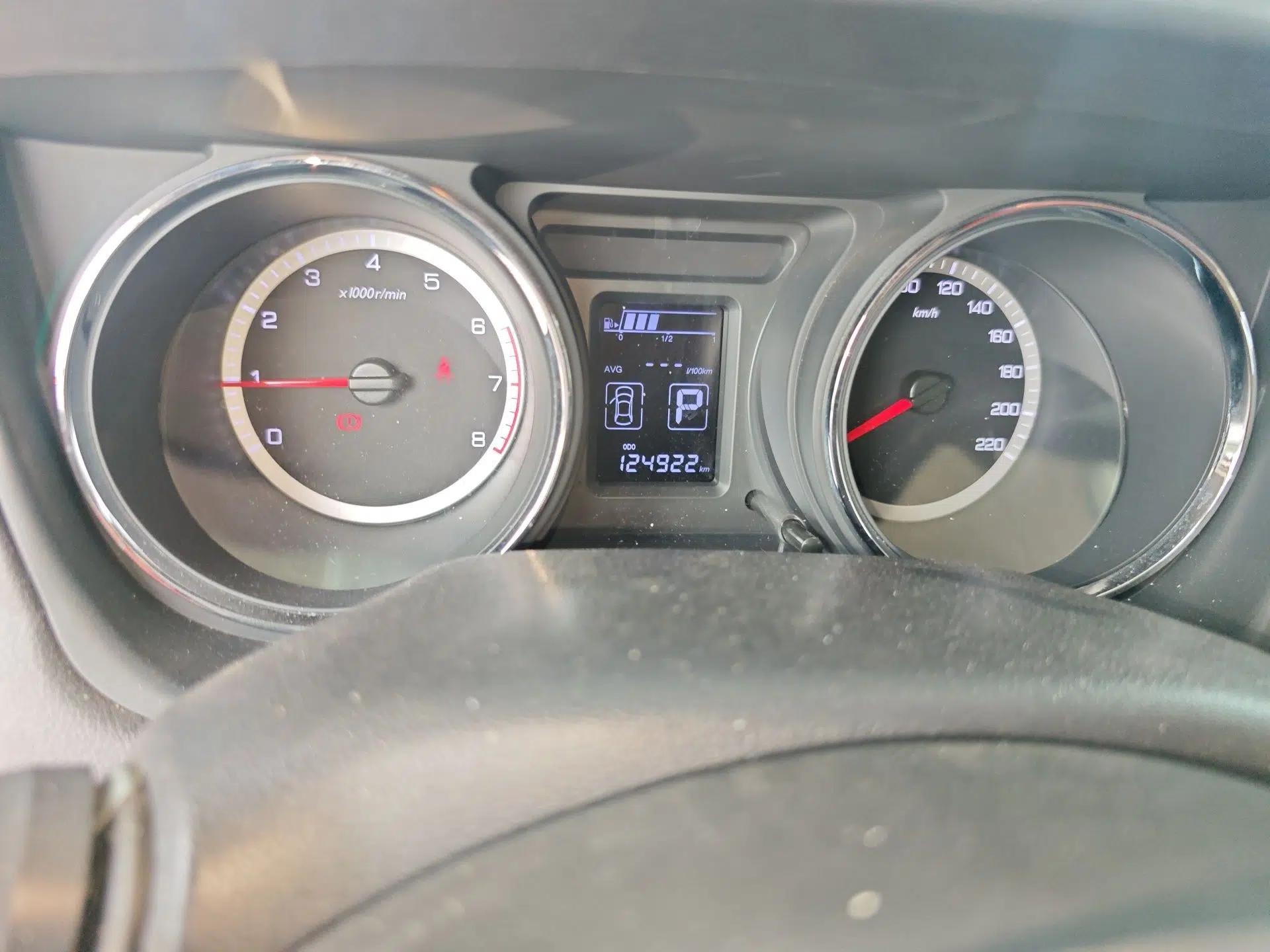 Dongfeng Aeolus A60 2016 1.6L Automatic Luxury Model — миниатюра 13
