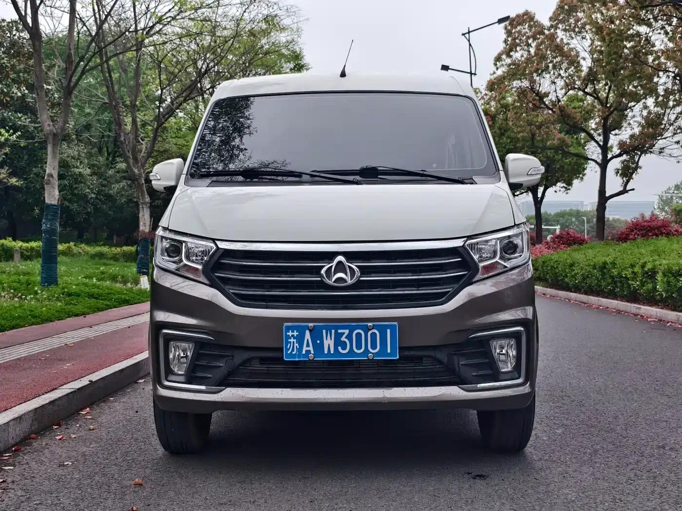 Crossstar V5 2022 1.5L Luxury 5-7 Seat Bus JL473QH — миниатюра 2