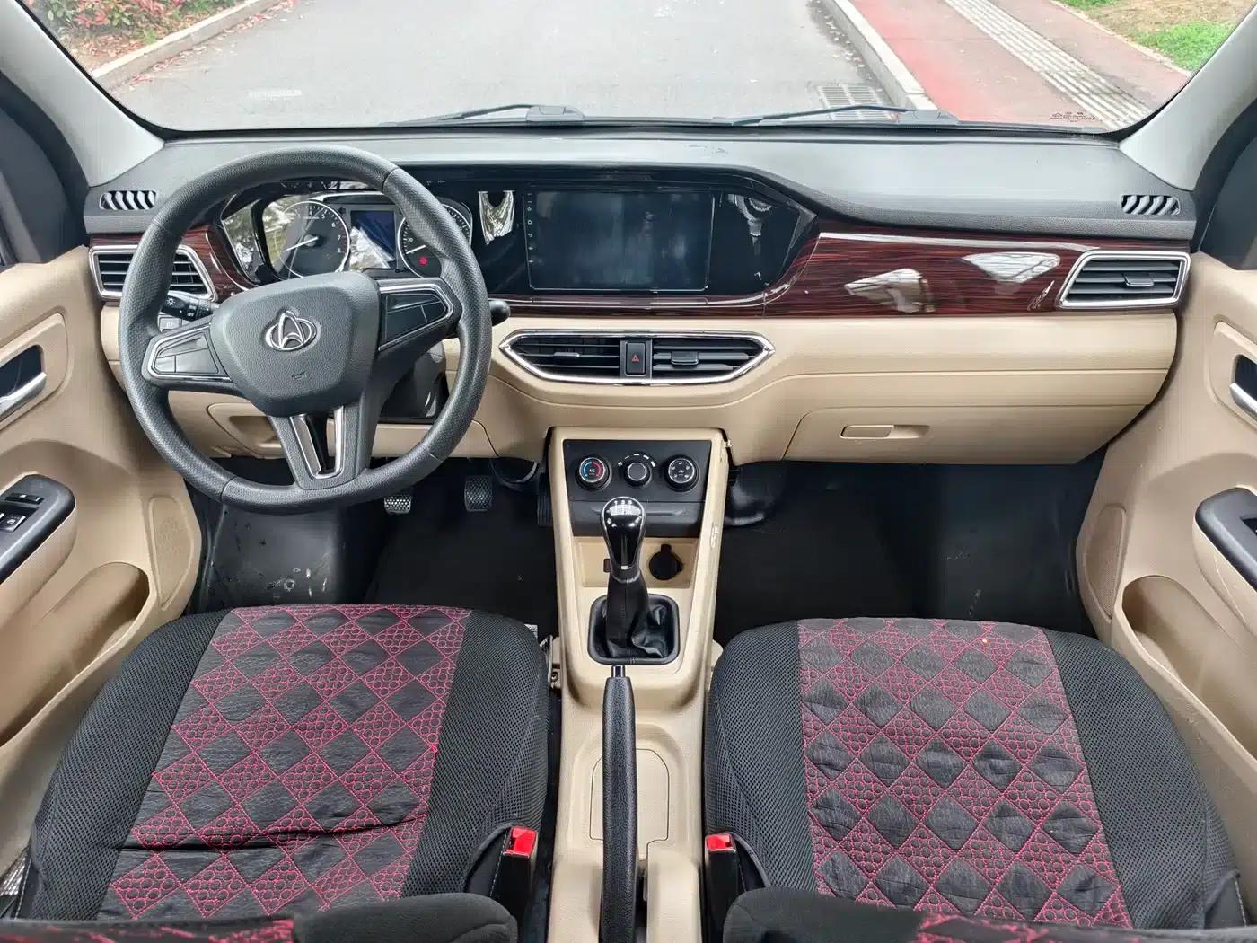 Crossstar V5 2022 1.5L Luxury 5-7 Seat Bus JL473QH — миниатюра 8