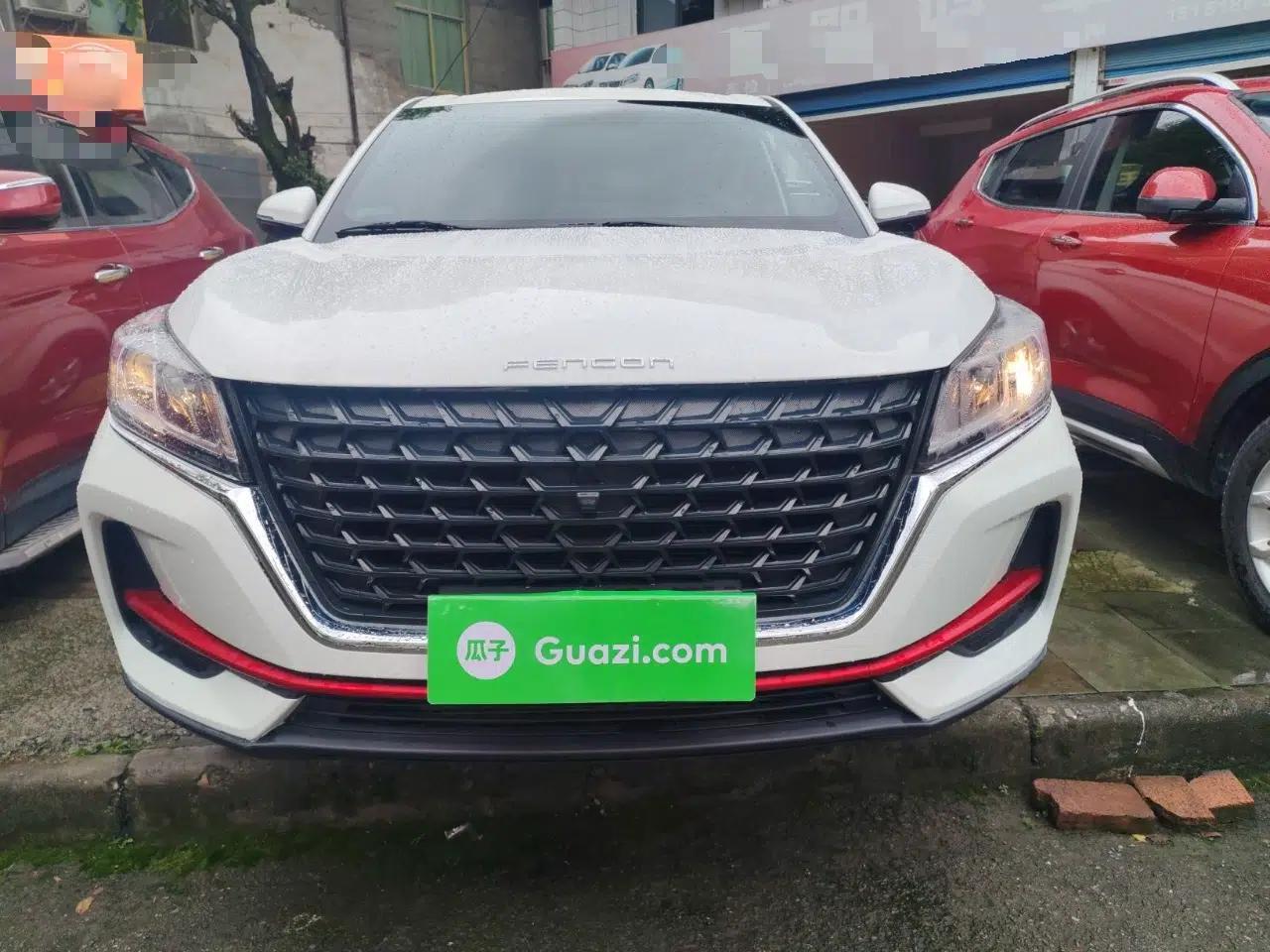 Dongfeng Fengon 500 2022 1.5L CVT Enjoyment Version — миниатюра 2