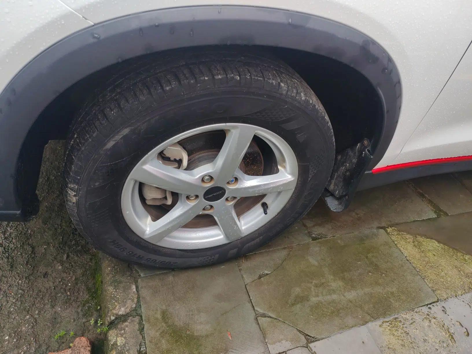 Dongfeng Fengon 500 2022 1.5L CVT Enjoyment Version — миниатюра 8