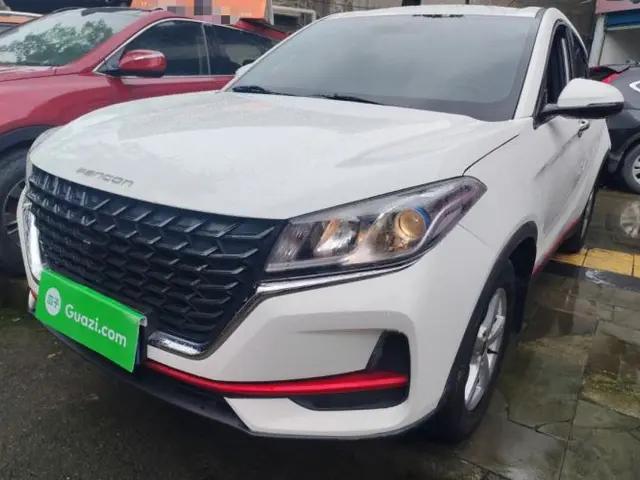 Dongfeng Fengon 500 2022 1.5L CVT Enjoyment Version