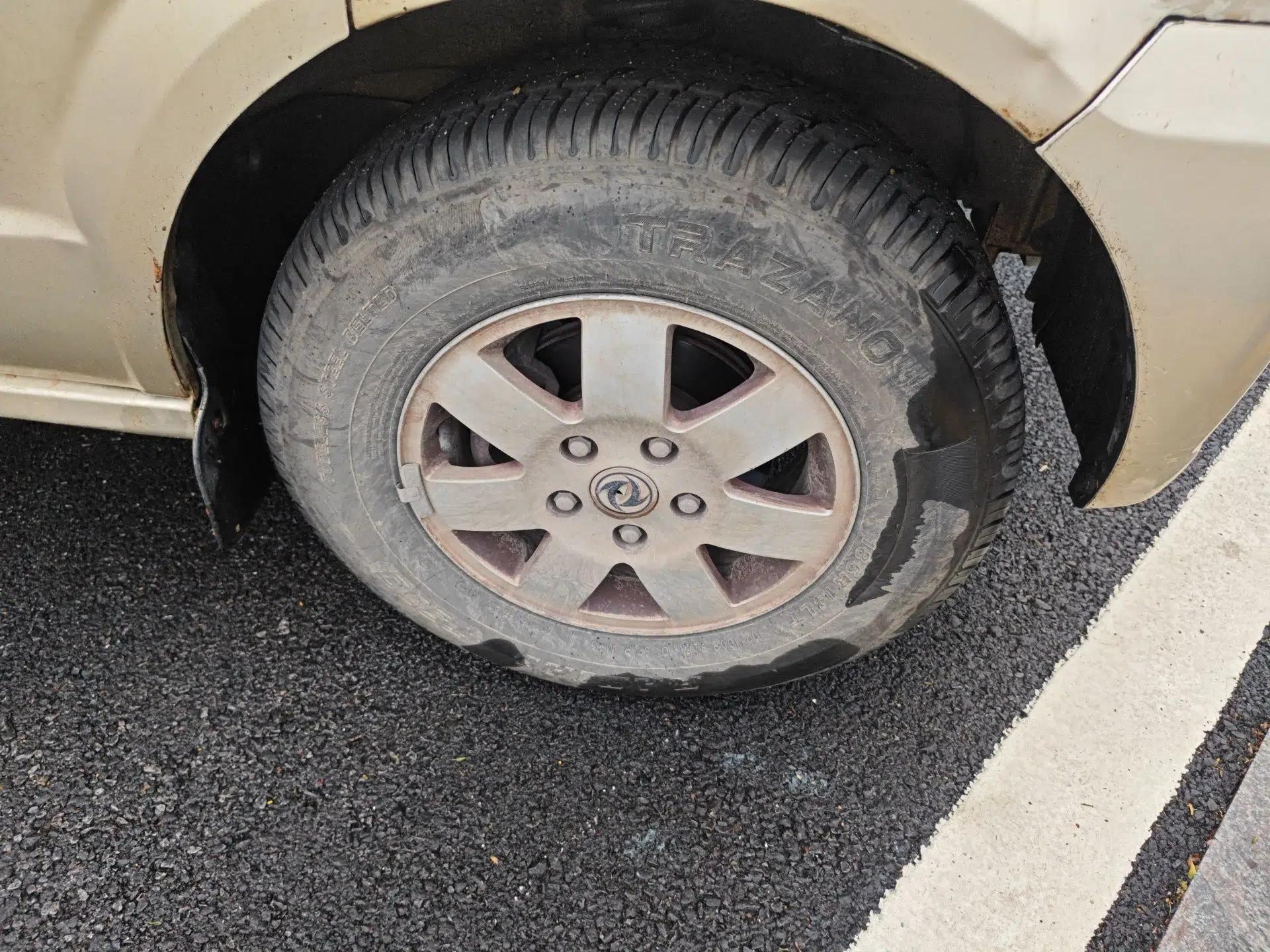 Dongfeng Xiaokang C37 2016 1.5L Standard II DK15-06 — миниатюра 8