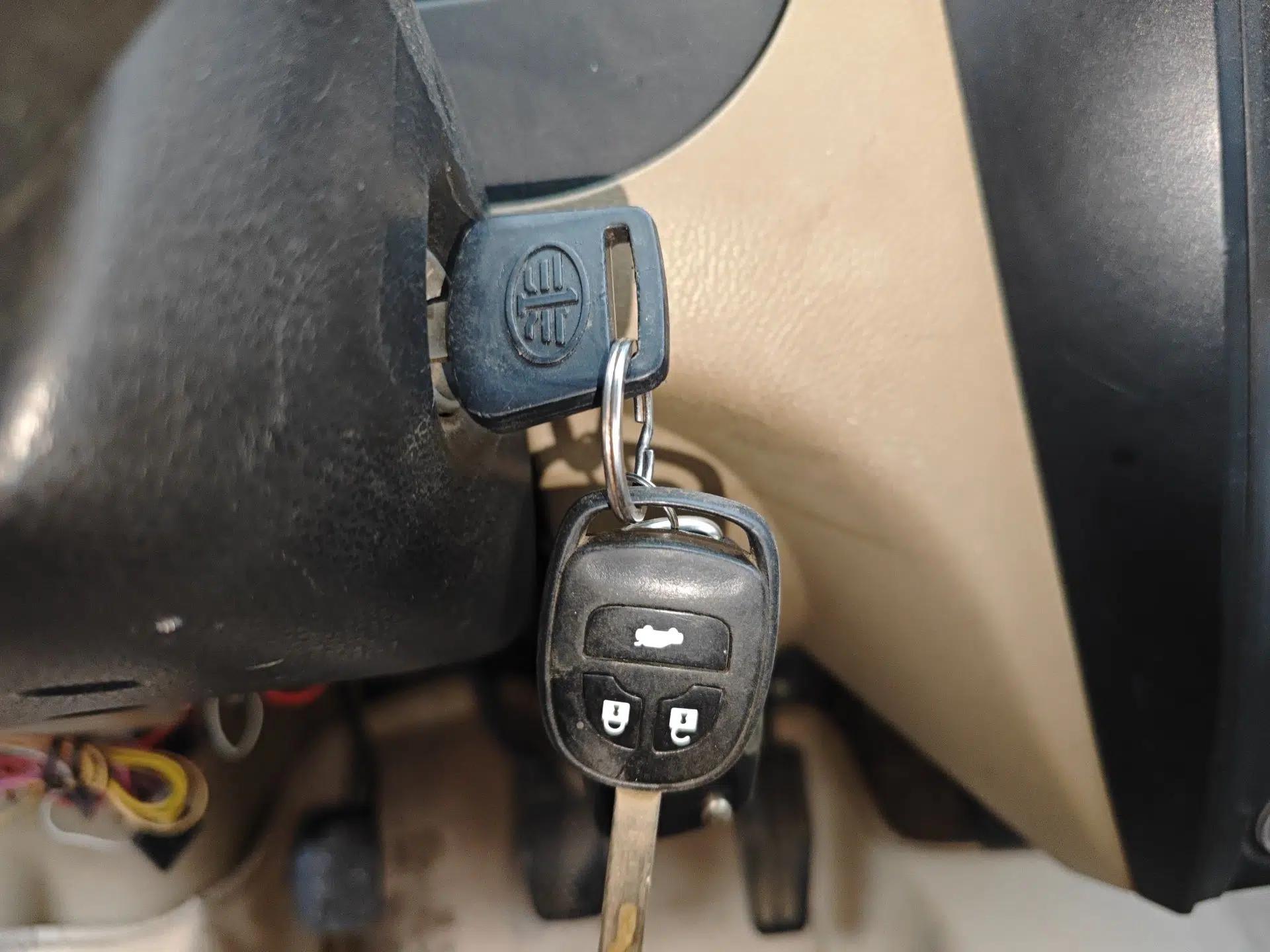 Dongfeng Xiaokang C37 2016 1.5L Standard II DK15-06 — миниатюра 9