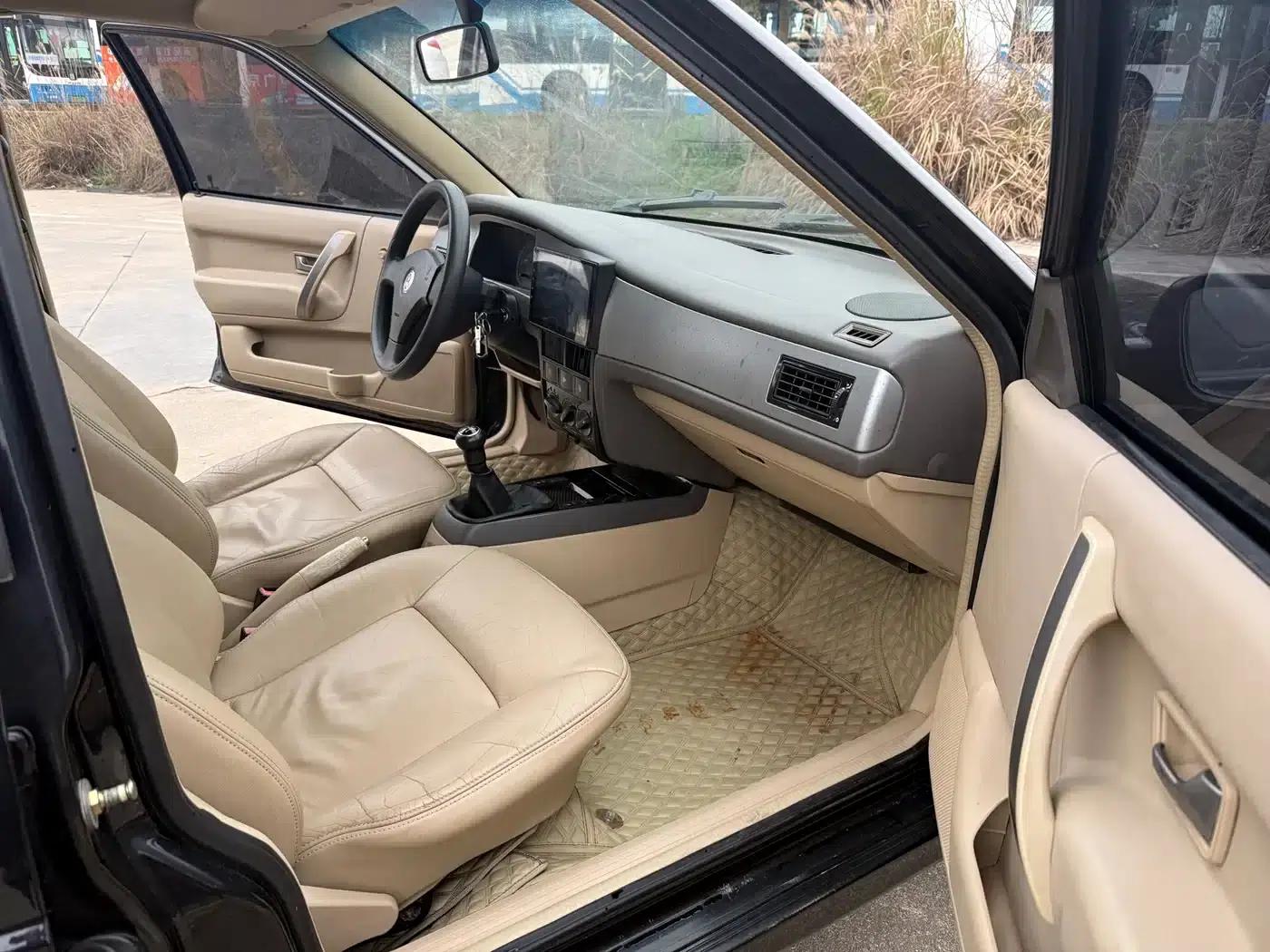 Santana Zhijun 2010 1.6L Manual Comfort Model — миниатюра 11