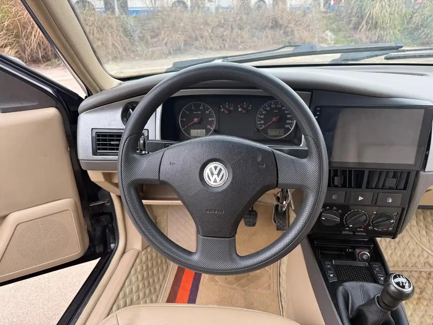 Santana Zhijun 2010 1.6L Manual Comfort Model — миниатюра 12