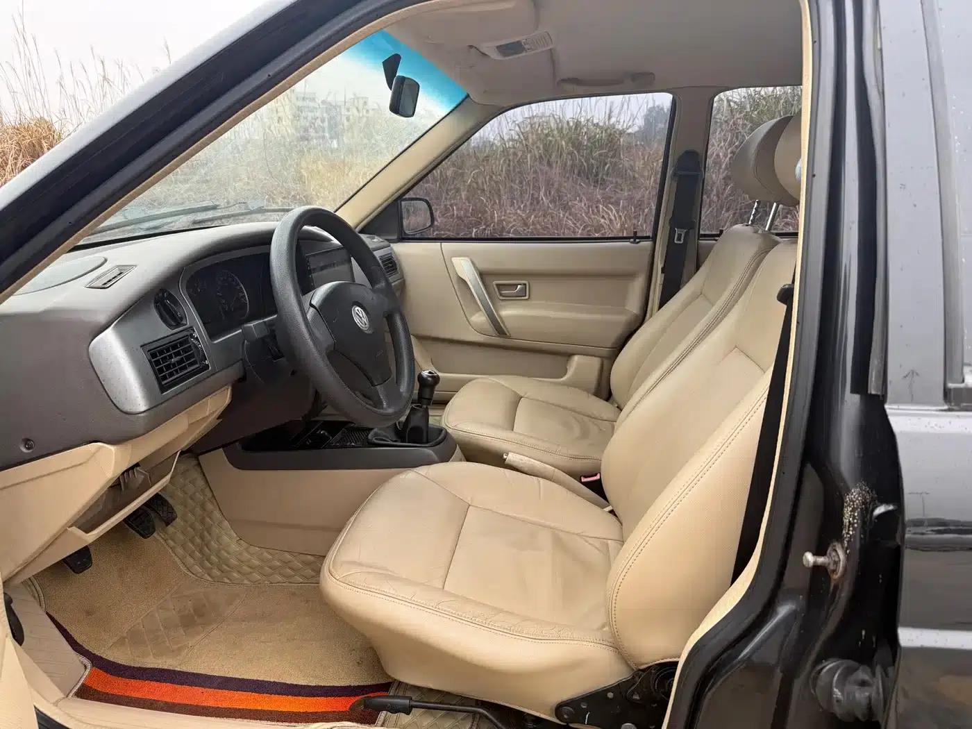 Santana Zhijun 2010 1.6L Manual Comfort Model — миниатюра 9