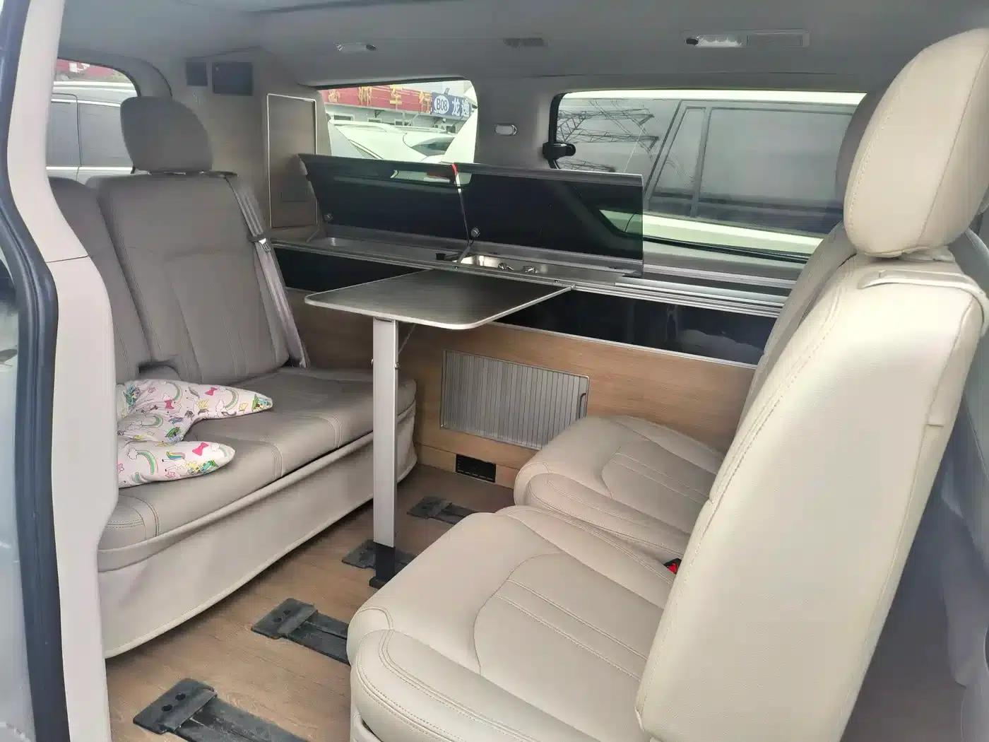 SAIC MAXUS RG10 2019 2.0TGI Pop-Top Camper Van Sunshine Edition — миниатюра 12