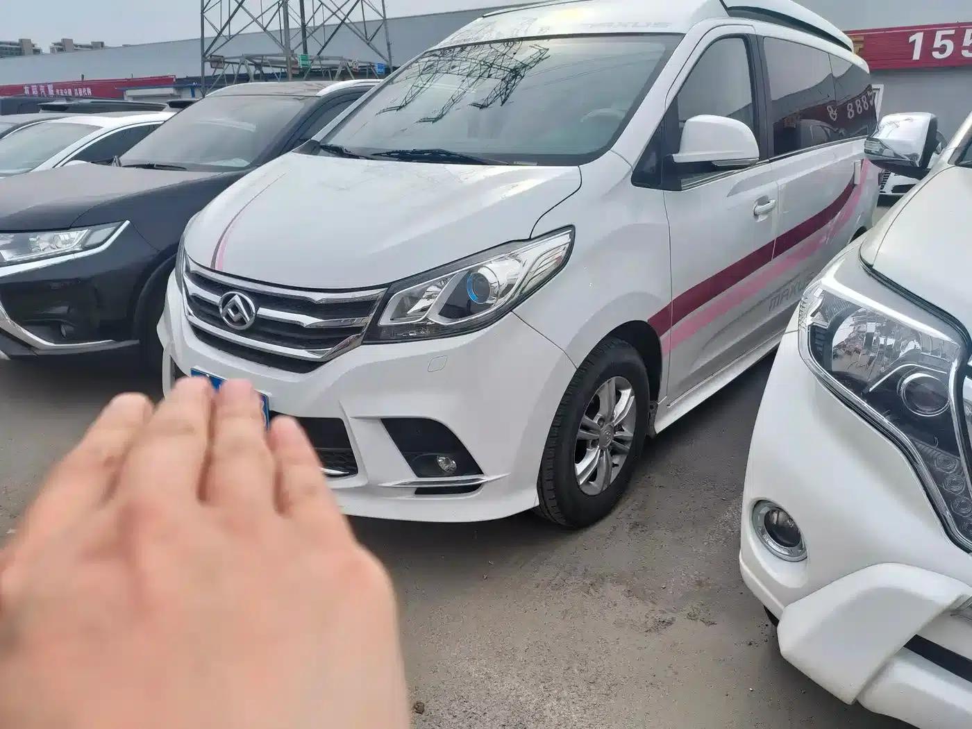 SAIC MAXUS RG10 2019 2.0TGI Pop-Top Camper Van Sunshine Edition — миниатюра 3