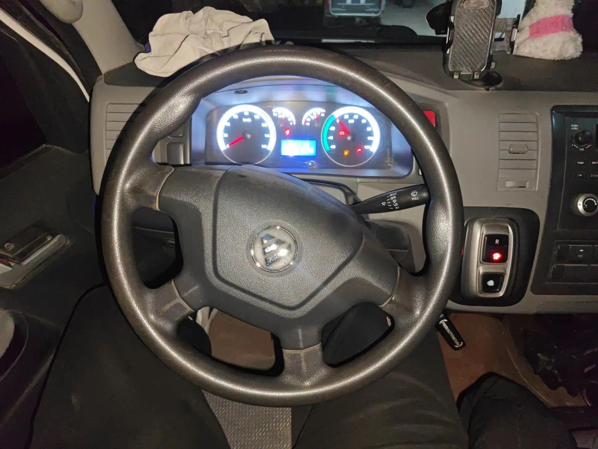 Foton Scenic G7 New Energy 2021 Zhilan Cargo Version High-Roof Model — миниатюра 11