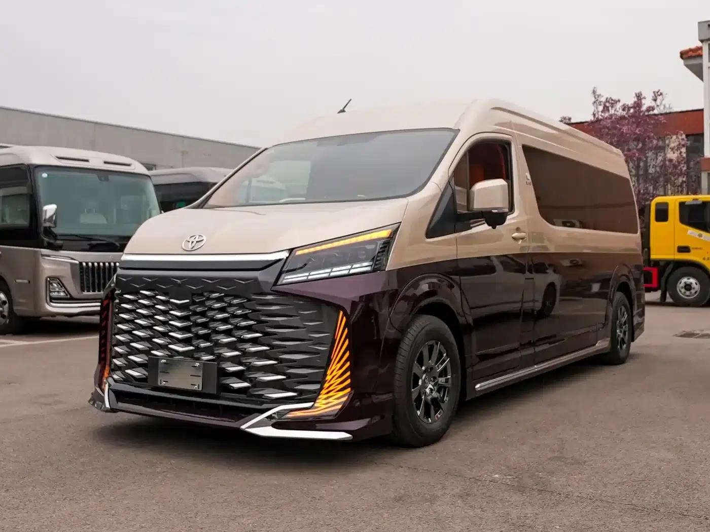 2025 HIACE 3.5L Automatic — миниатюра 1