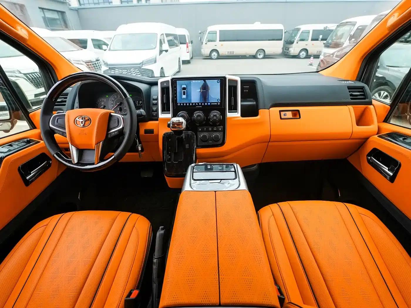 2025 HIACE 3.5L Automatic — миниатюра 11