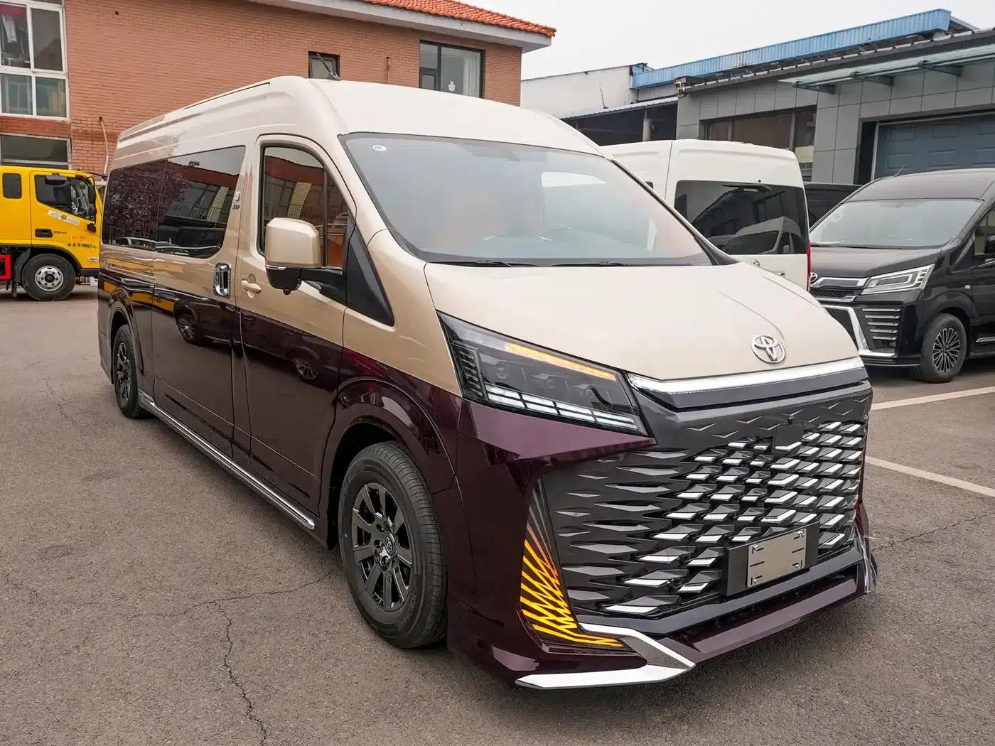 2025 HIACE 3.5L Automatic — миниатюра 3