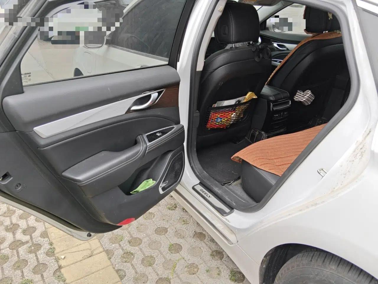Geely Auto Emgrand GT New Energy 2018 1.5T PHEV Yaoxiang Edition — миниатюра 18