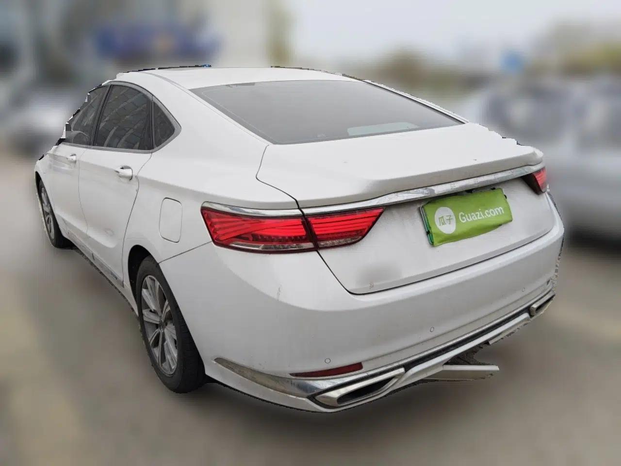 Geely Auto Emgrand GT New Energy 2018 1.5T PHEV Yaoxiang Edition — миниатюра 4