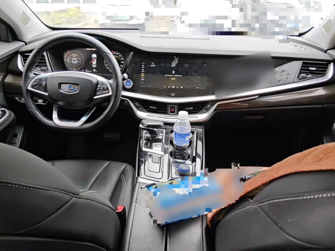 Geely Auto Emgrand GT New Energy 2018 1.5T PHEV Yaoxiang Edition — миниатюра 10