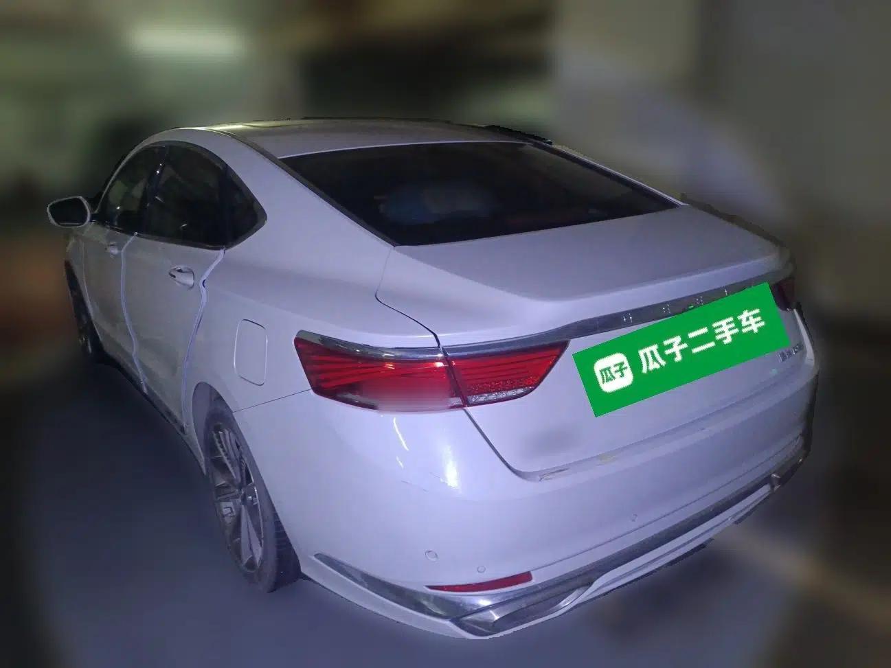 Geely Auto Emgrand GT New Energy 2018 1.5T PHEV Yao Ling Edition — миниатюра 4