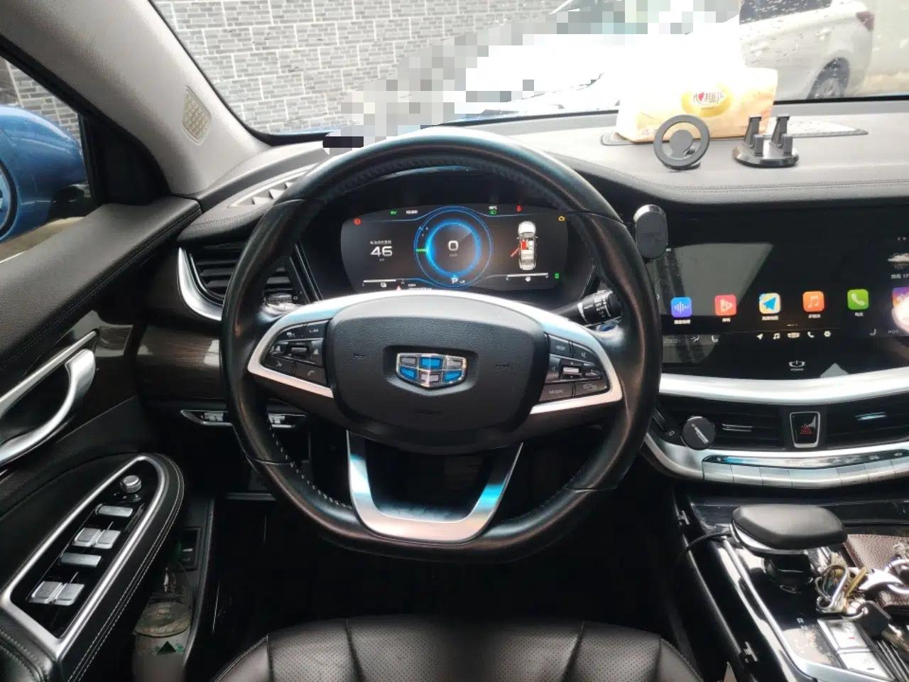 Geely Auto Emgrand GT New Energy 2018 1.5T PHEV Yao Ling Edition — миниатюра 11