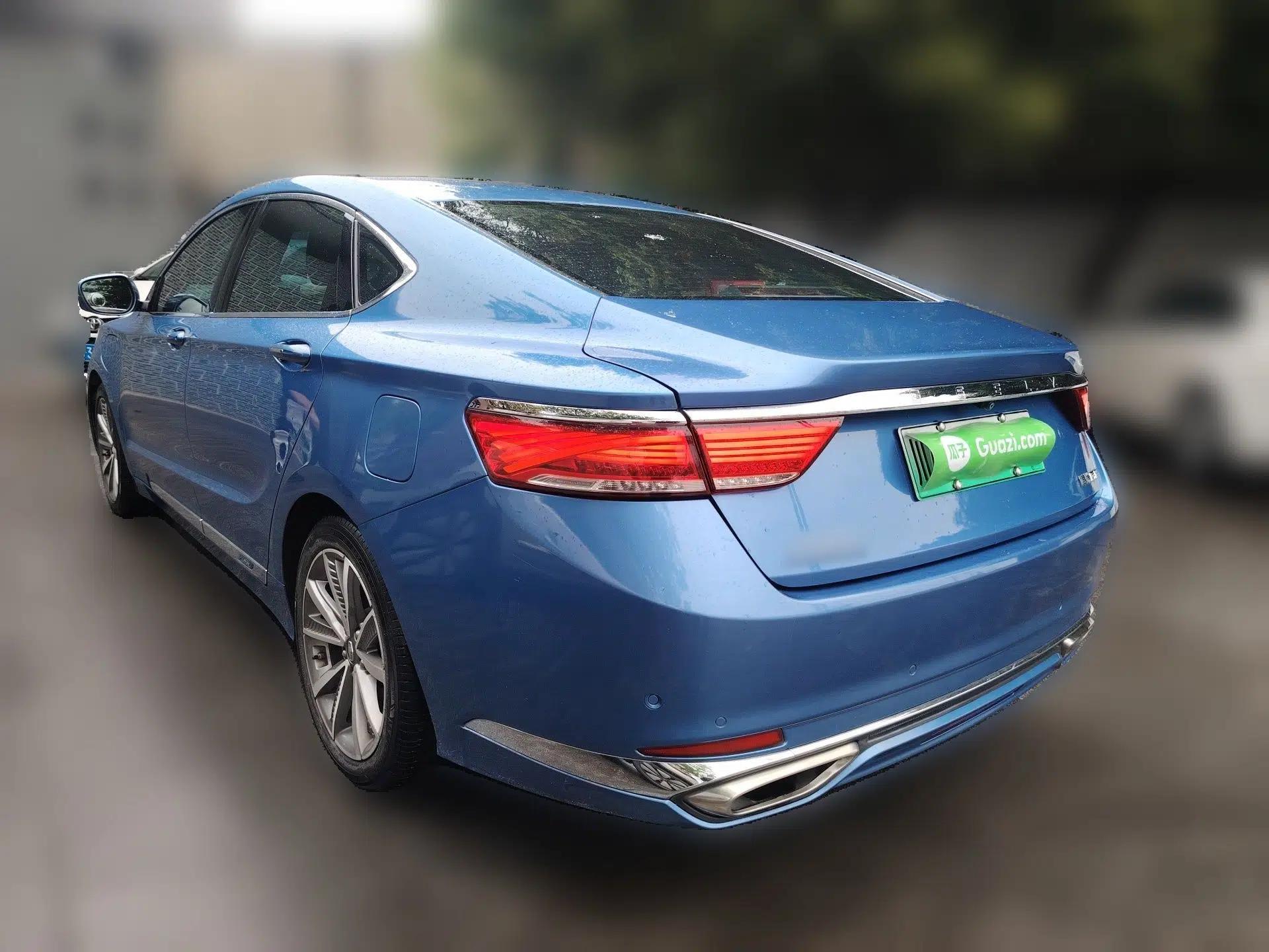Geely Auto Emgrand GT New Energy 2018 1.5T PHEV Yao Ling Edition — миниатюра 4